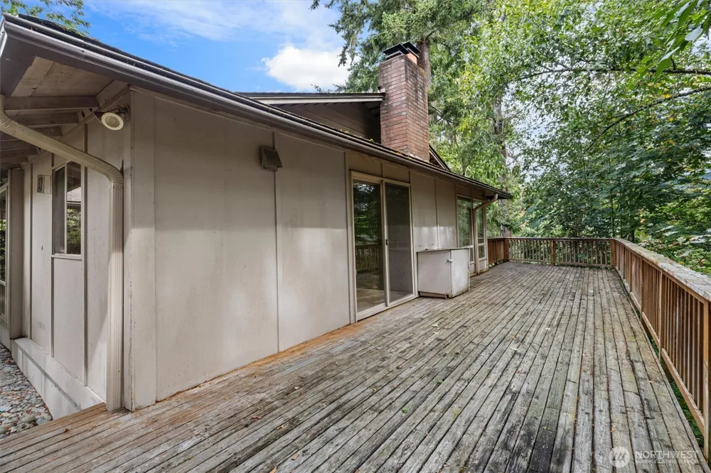 3322 102nd Avenue NE Bellevue, WA 98004