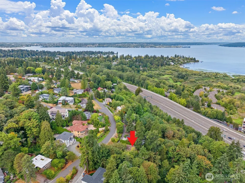 3322 102nd Avenue NE Bellevue, WA 98004