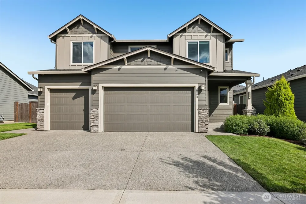 8702 5th Street Ridgefield, WA 98642
