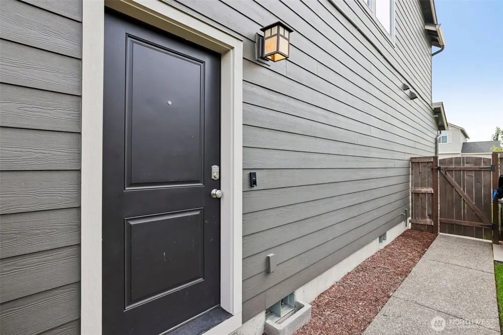 8702 5th Street Ridgefield, WA 98642