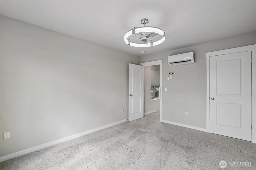 8702 5th Street Ridgefield, WA 98642