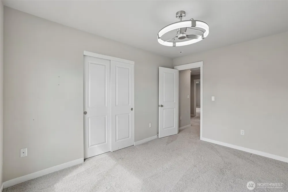 8702 5th Street Ridgefield, WA 98642
