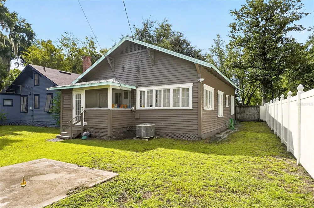 720 NW 2ND AVENUE Gainesville, FL 32601