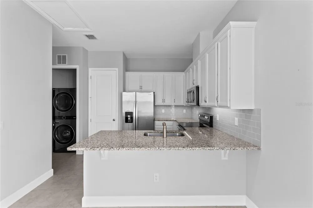 13825 LIPPMAN ALLEY #B Orlando, FL 32827