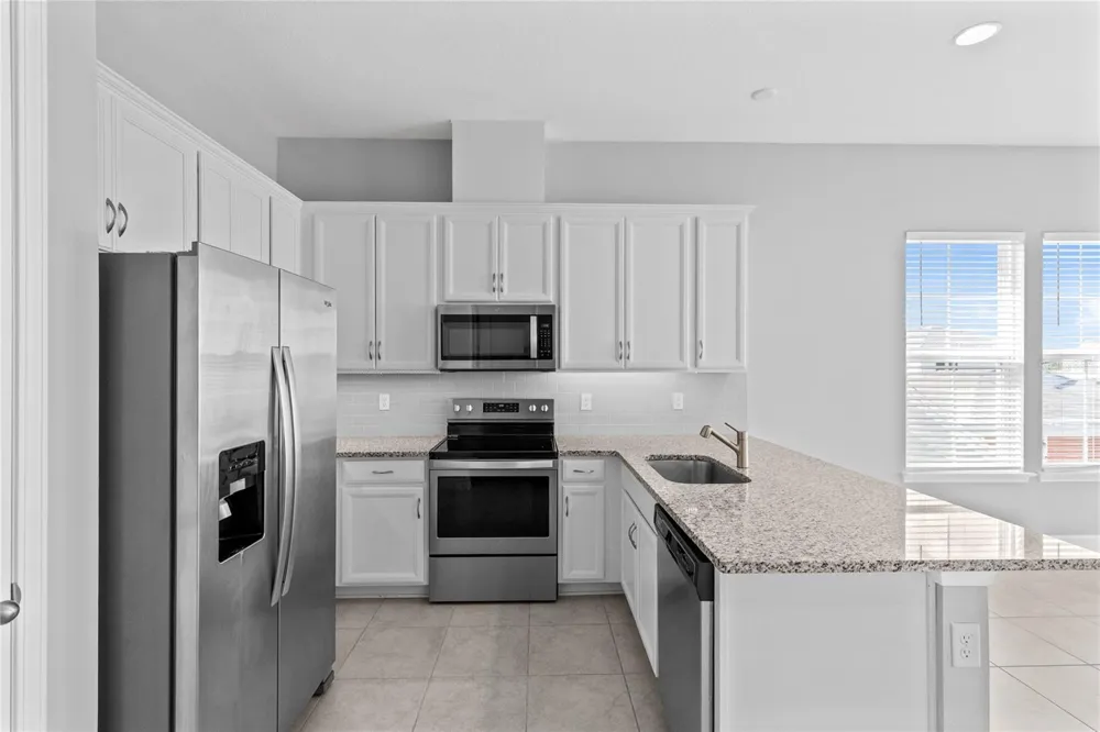 13825 LIPPMAN ALLEY #B Orlando, FL 32827