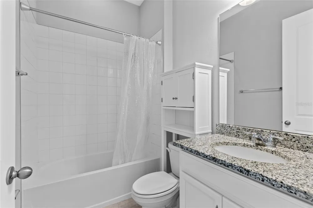 13825 LIPPMAN ALLEY #B Orlando, FL 32827