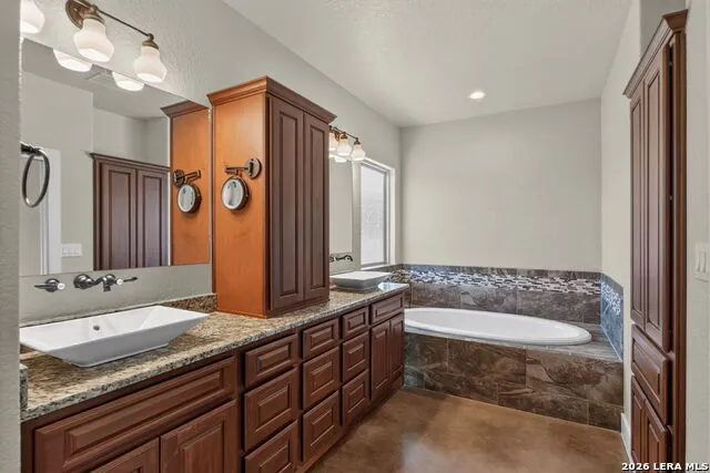 979 Long Meadow Spring Branch, TX 78070