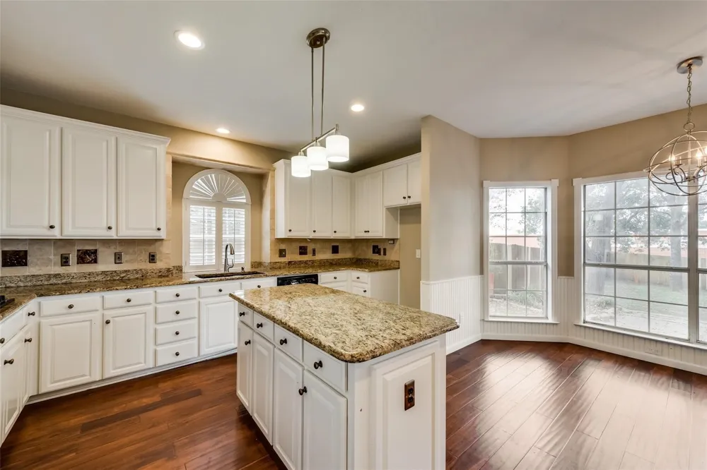 4319 Vine Ridge Court Arlington, TX 76017