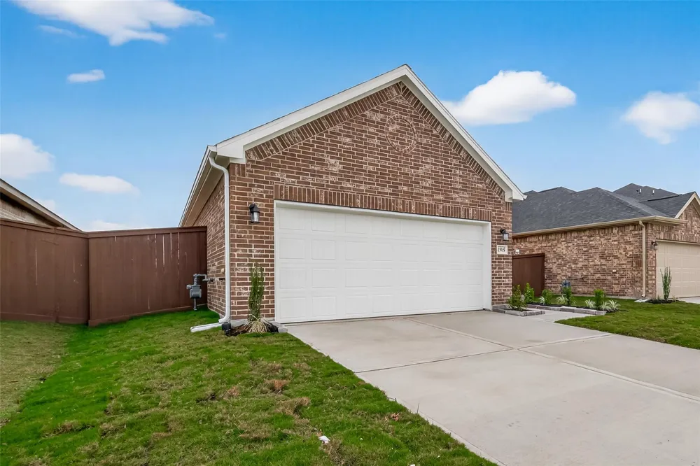 12327 Sunset Canyon Drive Willis, TX 77318