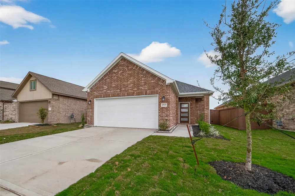 12327 Sunset Canyon Drive Willis, TX 77318