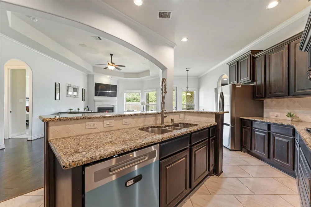2506 Barclay Lake Lane Spring, TX 77388