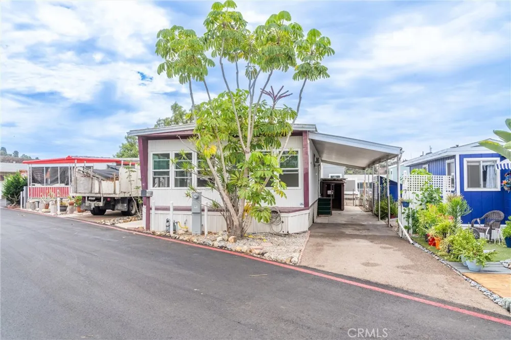 3030 Oceanside Boulevard #12 Oceanside, CA 92054