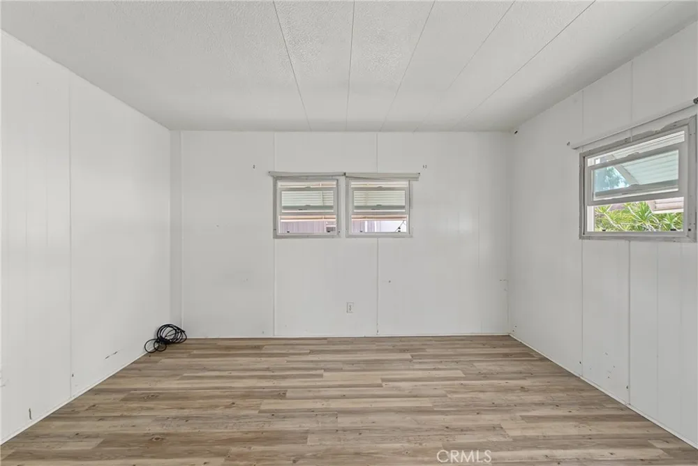3030 Oceanside Boulevard #12 Oceanside, CA 92054
