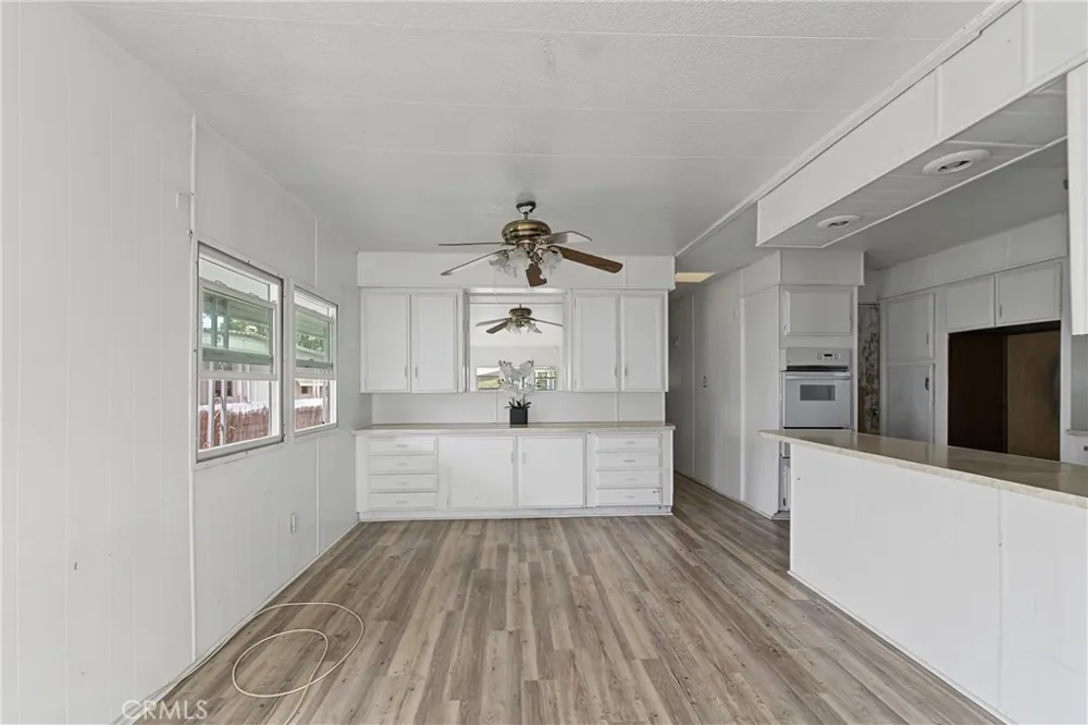 3030 Oceanside Boulevard #12 Oceanside, CA 92054