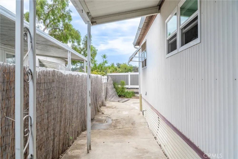 3030 Oceanside Boulevard #12 Oceanside, CA 92054