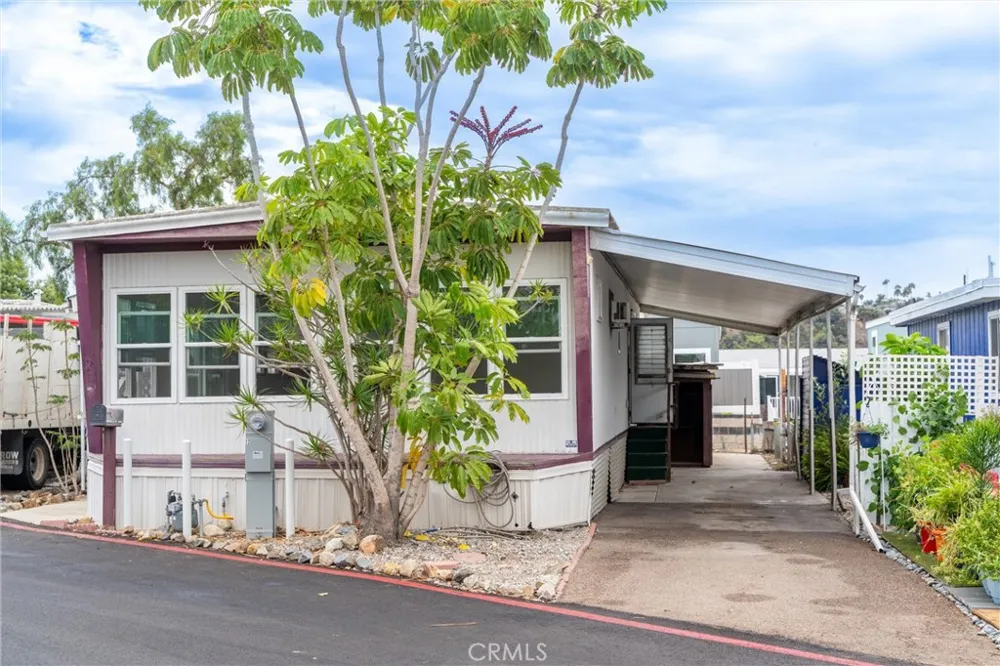 3030 Oceanside Boulevard #12 Oceanside, CA 92054