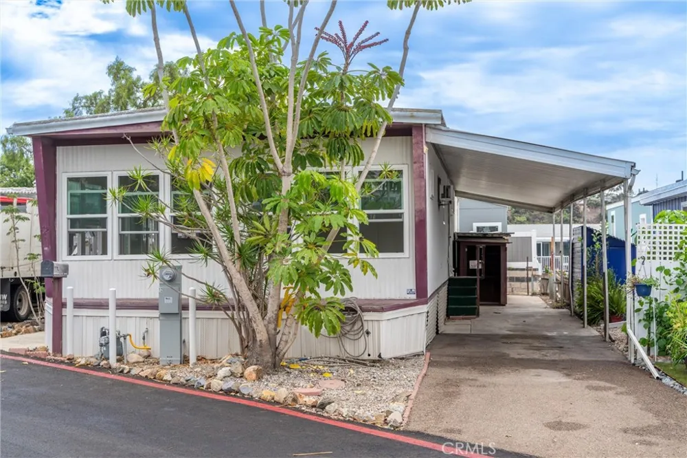 3030 Oceanside Boulevard #12 Oceanside, CA 92054