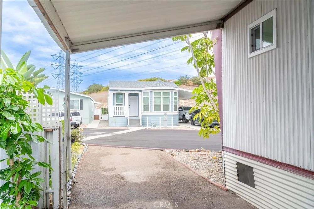 3030 Oceanside Boulevard #12 Oceanside, CA 92054