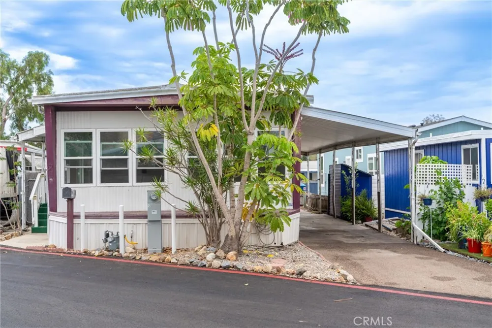 3030 Oceanside Boulevard #12 Oceanside, CA 92054