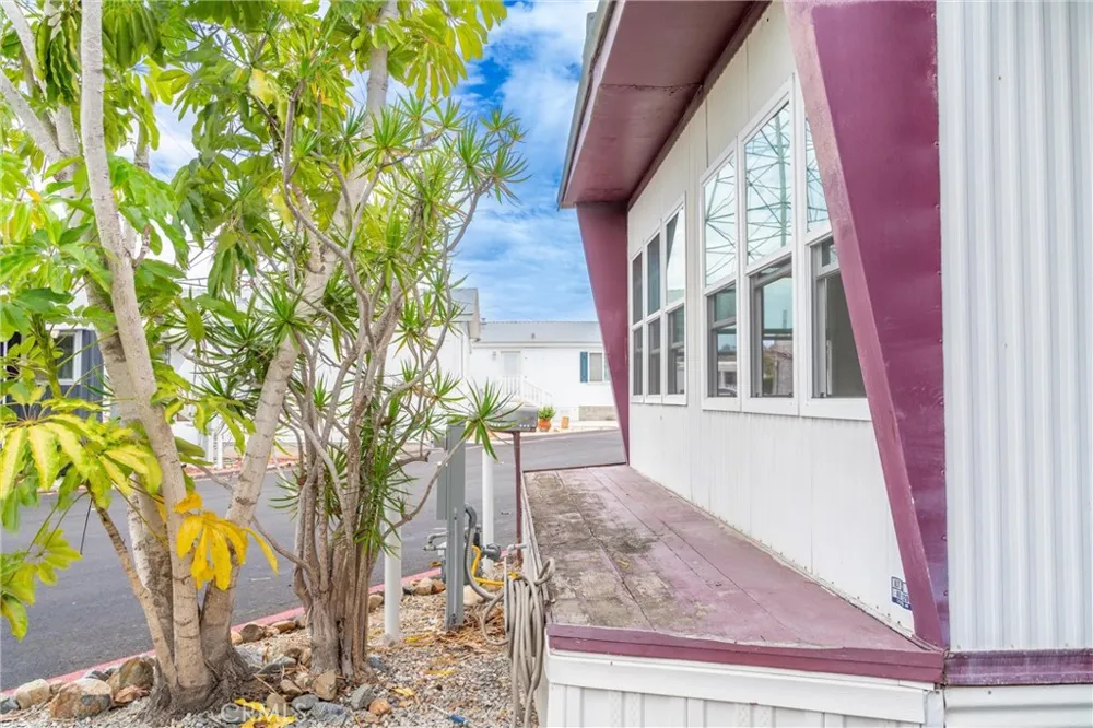 3030 Oceanside Boulevard #12 Oceanside, CA 92054