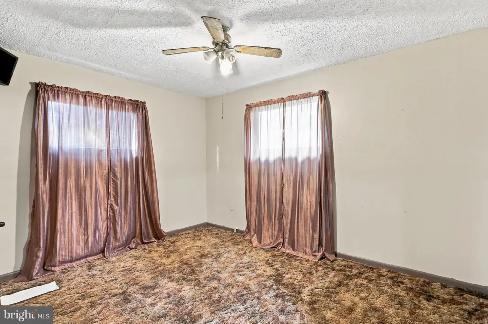 716 FOUNTAINHEAD DRIVE Keyser, WV 26726