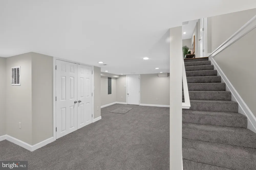 1613 LONGWOOD STREET Baltimore, MD 21216
