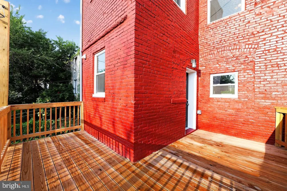 1613 LONGWOOD STREET Baltimore, MD 21216