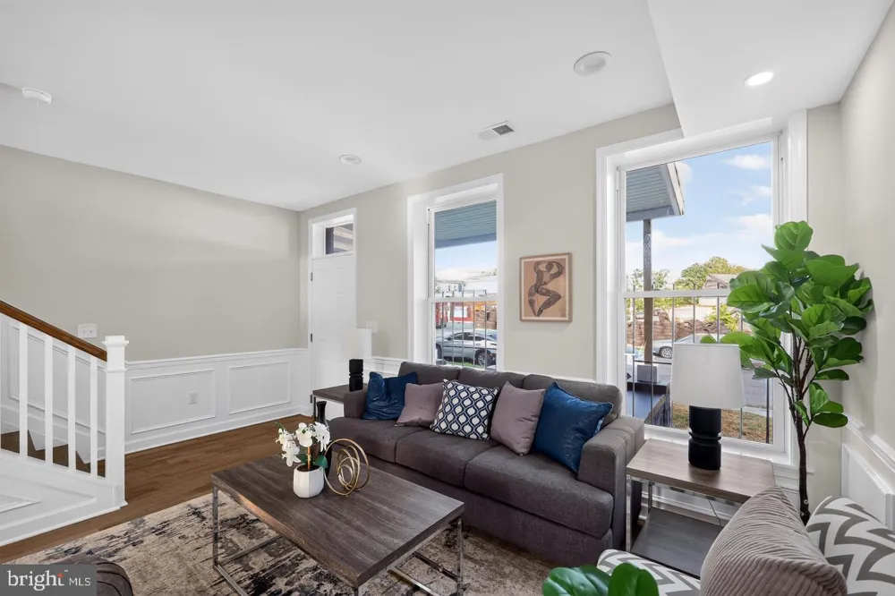 1613 LONGWOOD STREET Baltimore, MD 21216