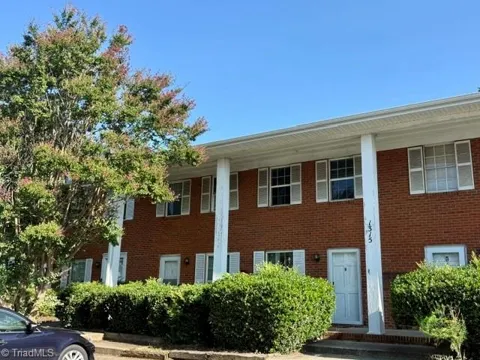 1315 Meadowview Road