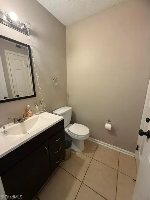 1315 Meadowview Road #D Greensboro, NC 27403