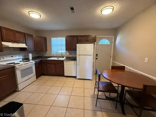 1315 Meadowview Road #D Greensboro, NC 27403
