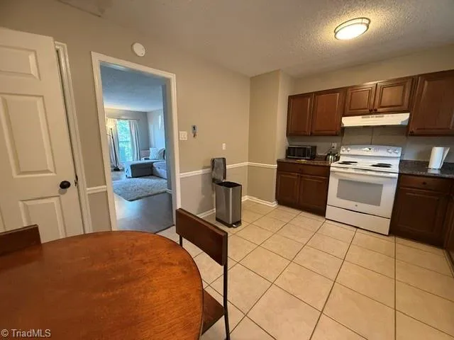 1315 Meadowview Road #D Greensboro, NC 27403