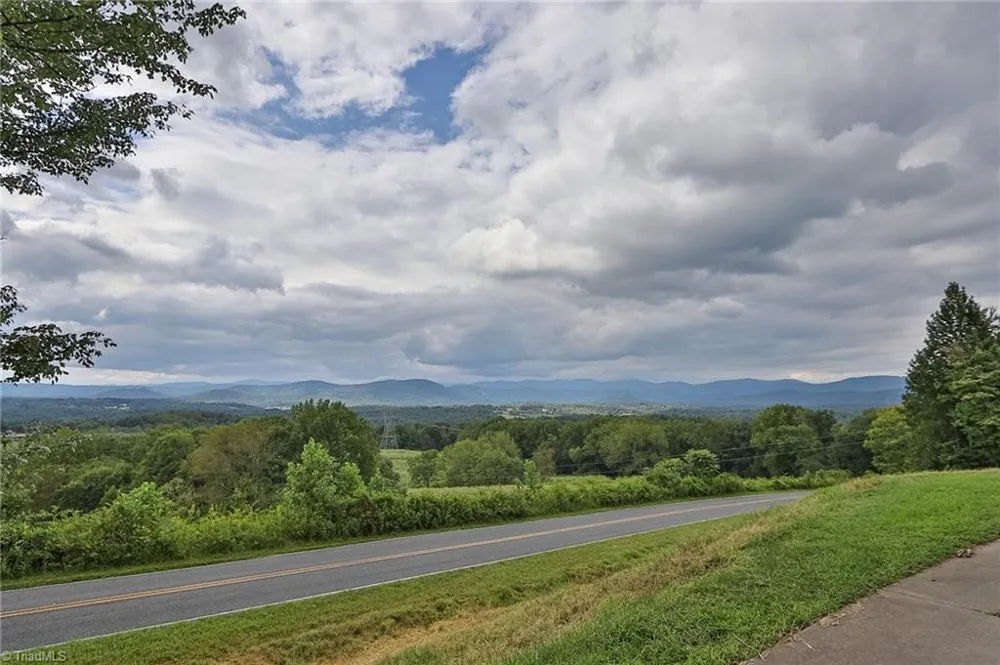 3459 Billings Hill Church Road Traphill, NC 28685