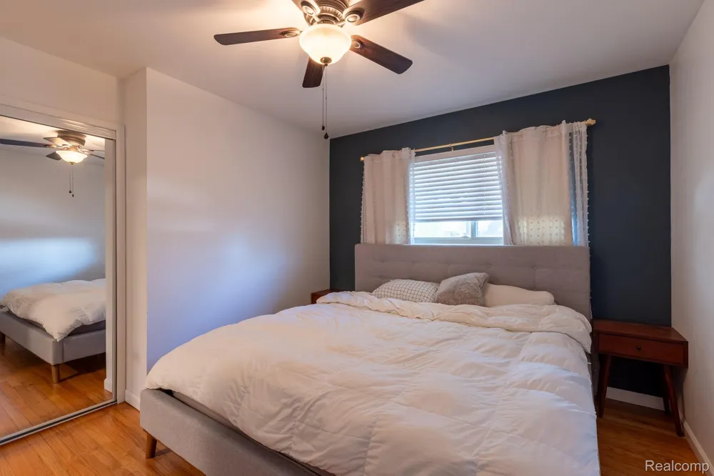 2857 Sherbourne Drive Troy City, MI 48083