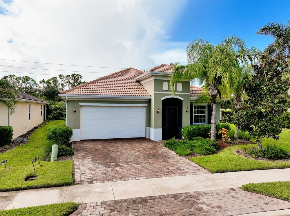 11535 BLACKFIN STREET Venice, FL 34292