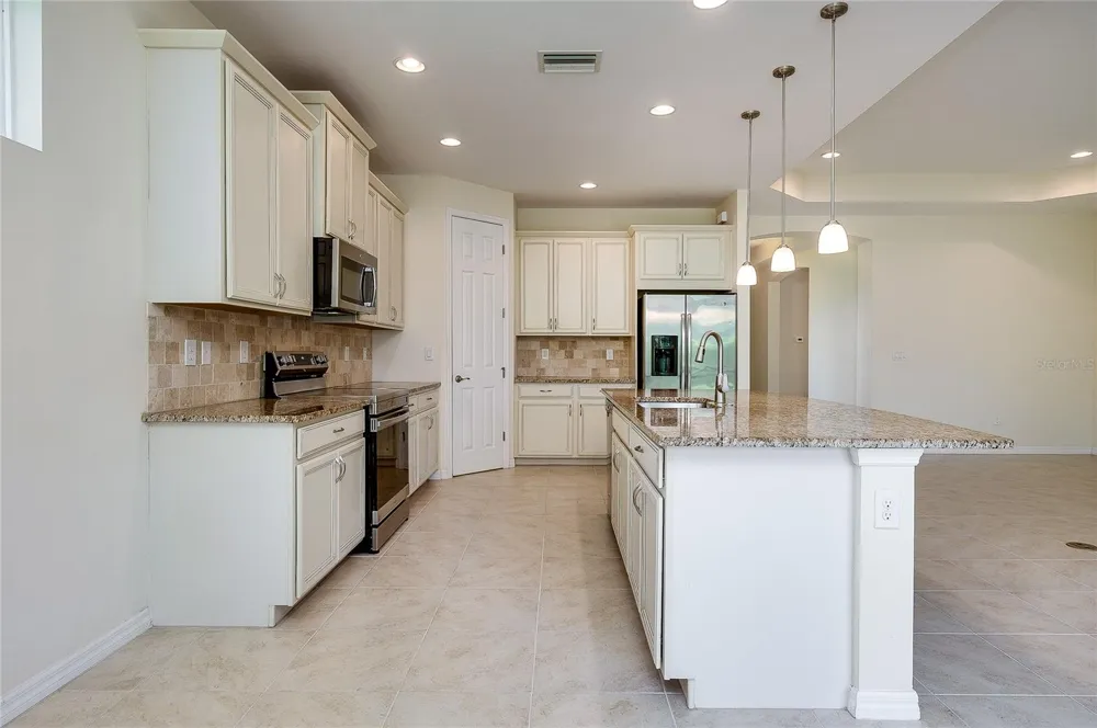 11535 BLACKFIN STREET Venice, FL 34292