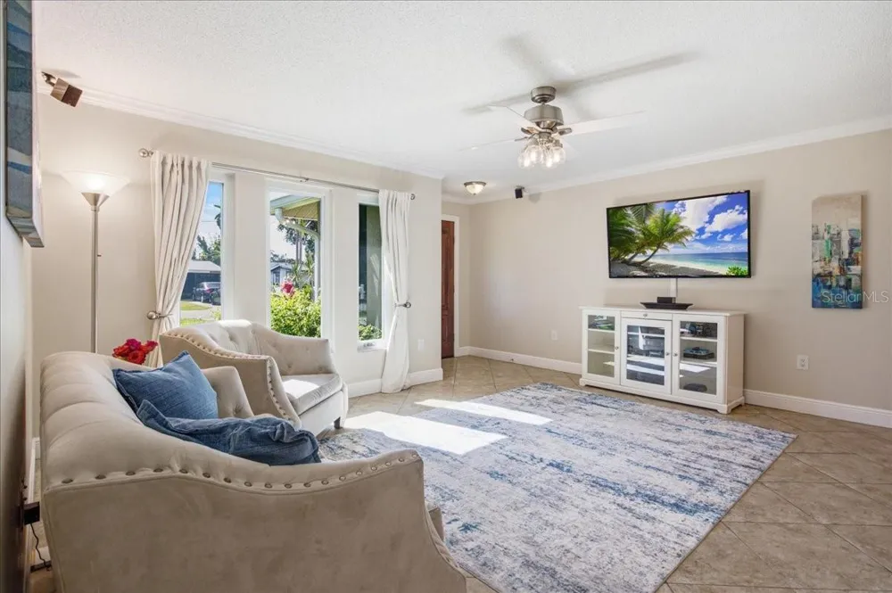 3105 BALDWIN AVENUE Sarasota, FL 34232