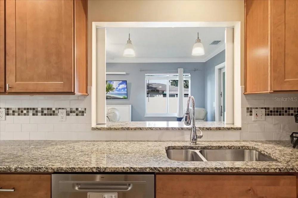 3105 BALDWIN AVENUE Sarasota, FL 34232