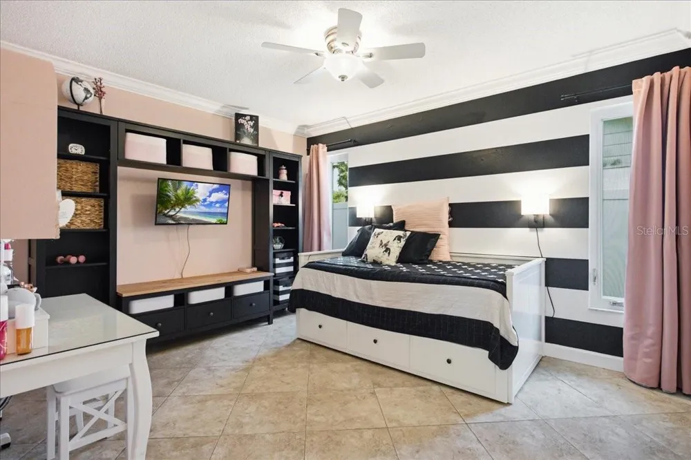 3105 BALDWIN AVENUE Sarasota, FL 34232