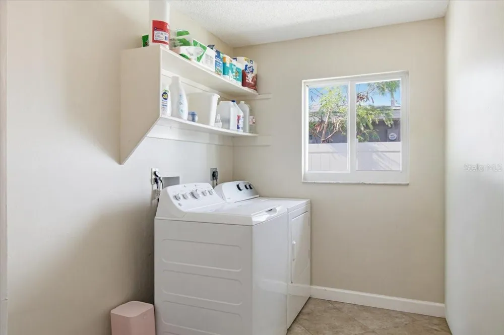 3105 BALDWIN AVENUE Sarasota, FL 34232