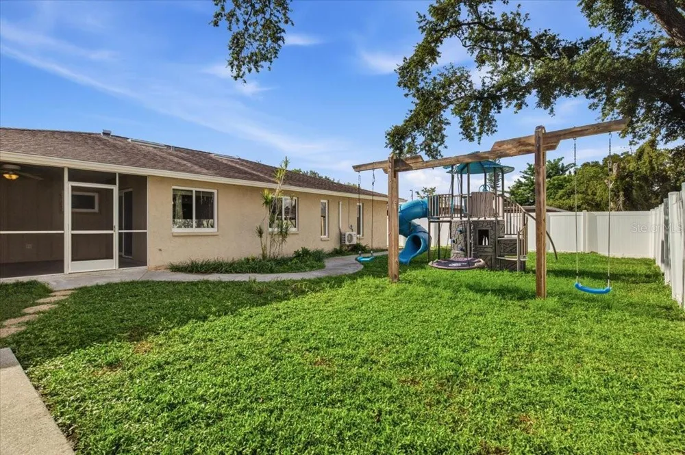 3105 BALDWIN AVENUE Sarasota, FL 34232