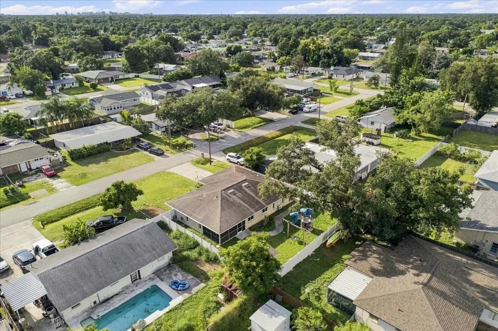 3105 BALDWIN AVENUE Sarasota, FL 34232