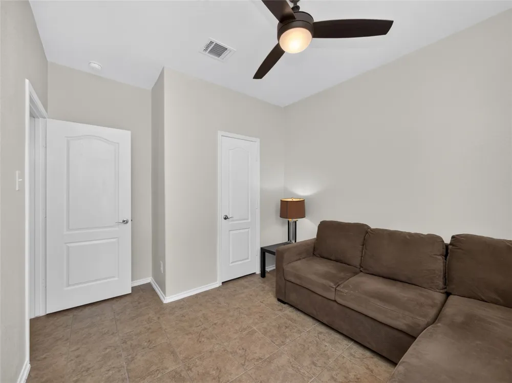 1017 Oatmeal Drive Pflugerville, TX 78660