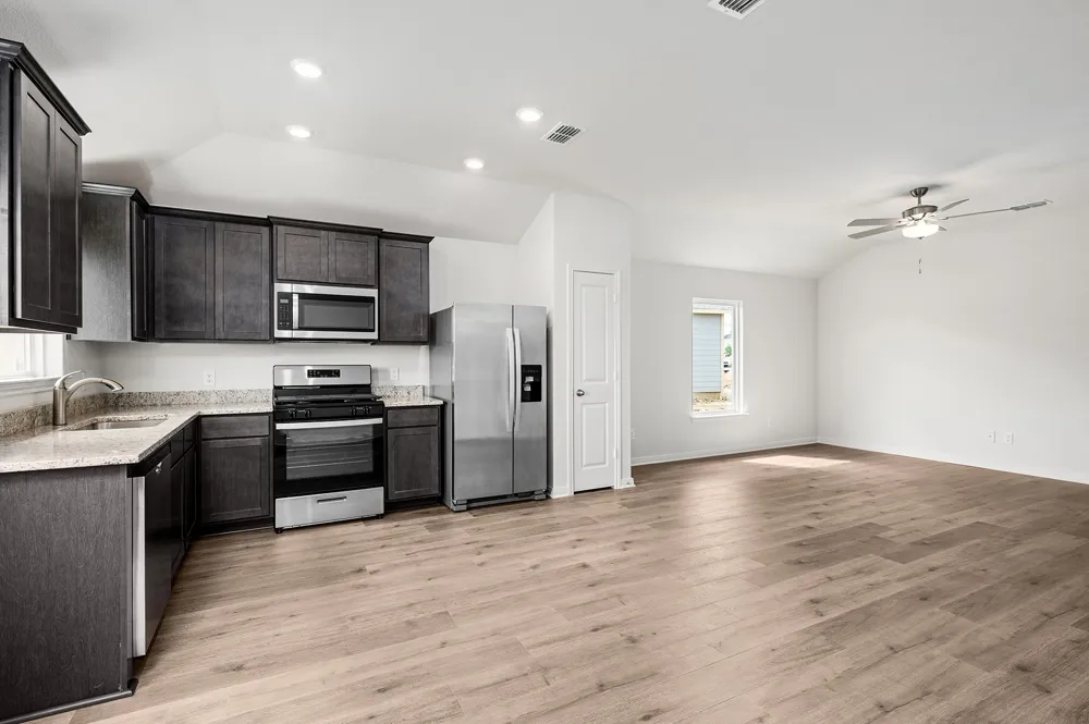 8324 White Wolf Trail Ponder, TX 76259