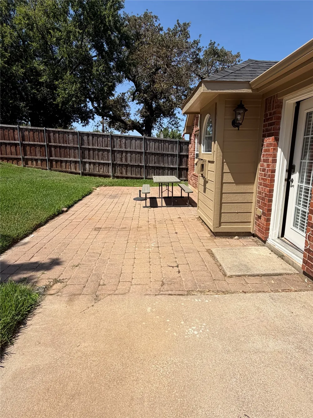 1584 Meadowview Corinth, TX 76210