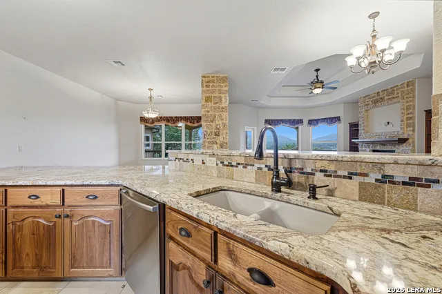 401 LORNE RD Canyon Lake, TX 78133