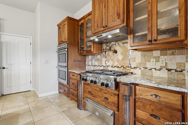 401 LORNE RD Canyon Lake, TX 78133