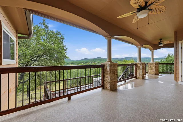 401 LORNE RD Canyon Lake, TX 78133