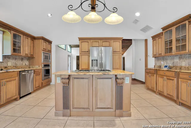 2607 KNIGHTS WALK San Antonio, TX 78231