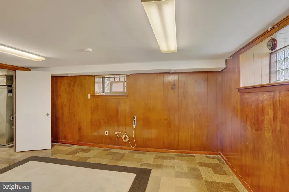 1243 STANWOOD STREET Philadelphia, PA 19111